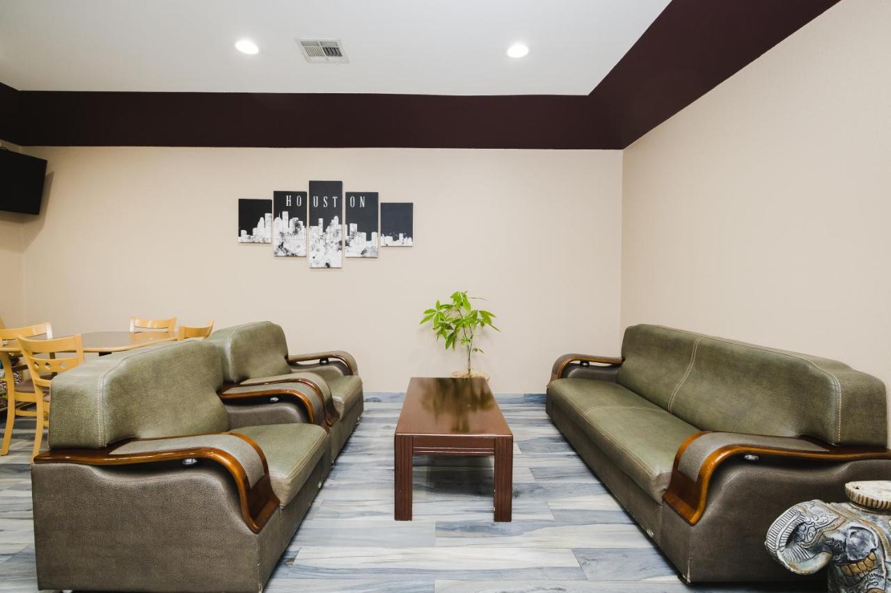 Sapphire Inn & Suites Чаннелвью Экстерьер фото